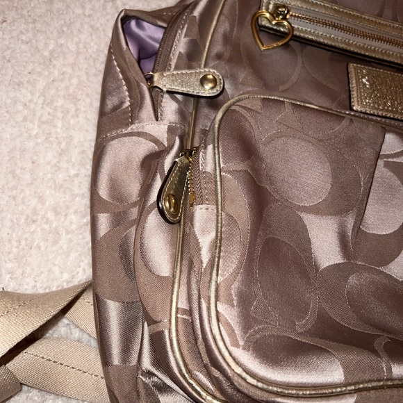 Gold coach backpack - Picture 13 of 15
